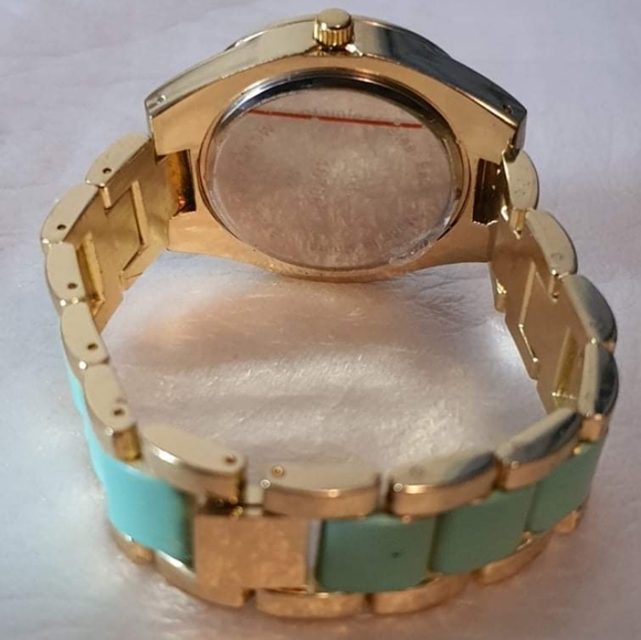 🦋10/$20🦋 NY & Co Goldtone/Teal Women's Watch - Picture 3 of 4